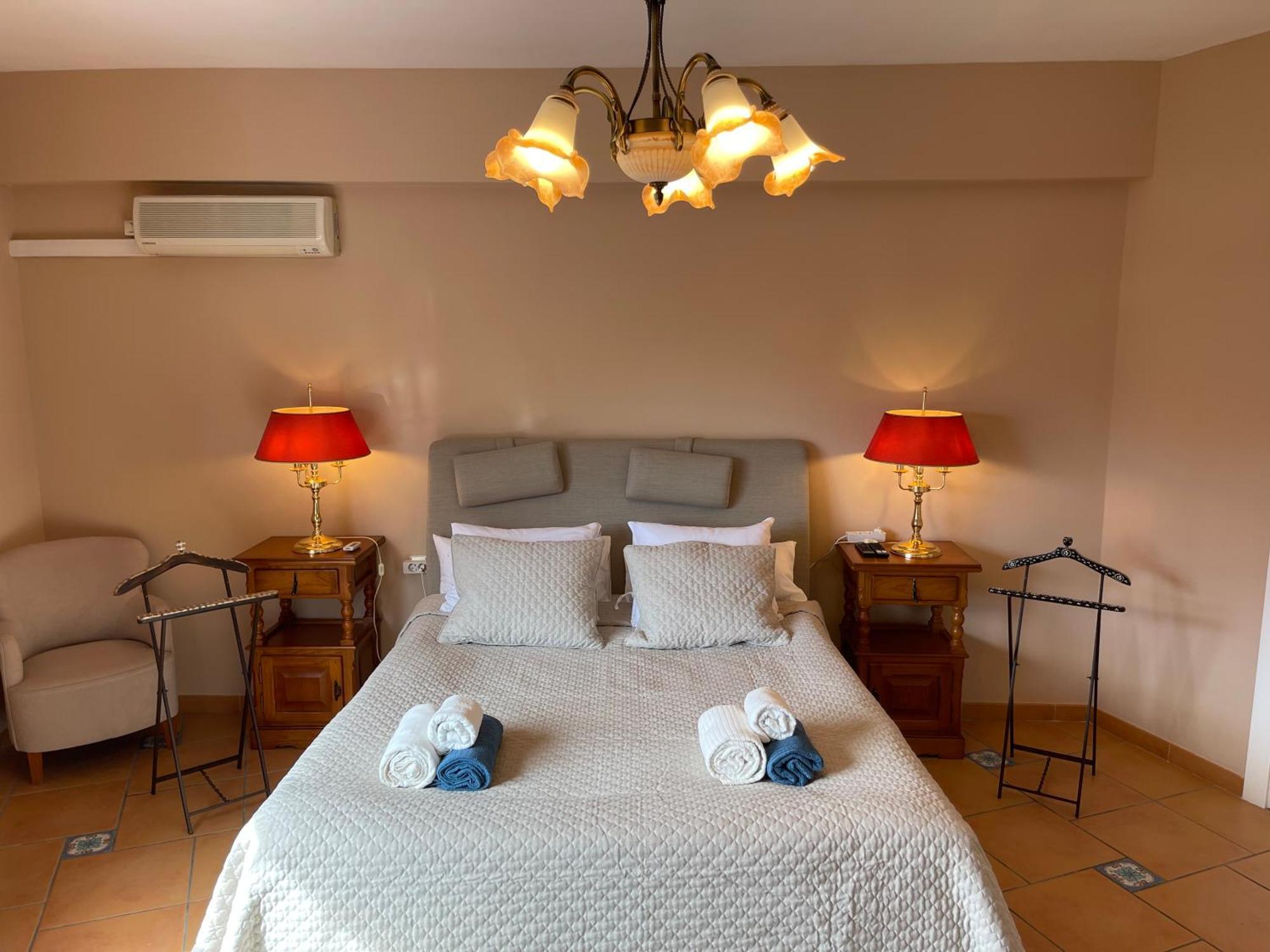 Anna'S Garden Bed and Breakfast Τορεβιέχα Δωμάτιο φωτογραφία
